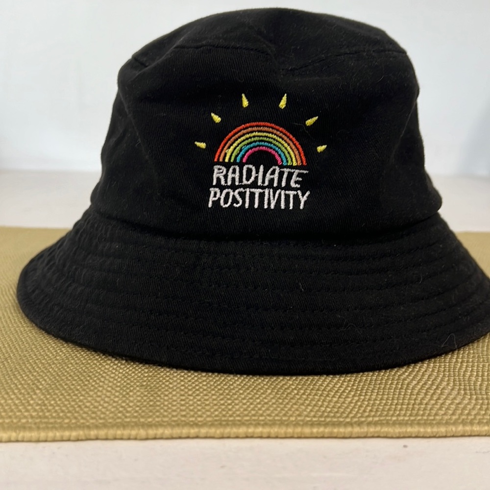 Bucket Hat